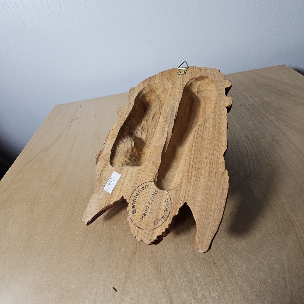 Hand Carved Olive Wood Jesus Wall Hanging - Picture 6 of 7